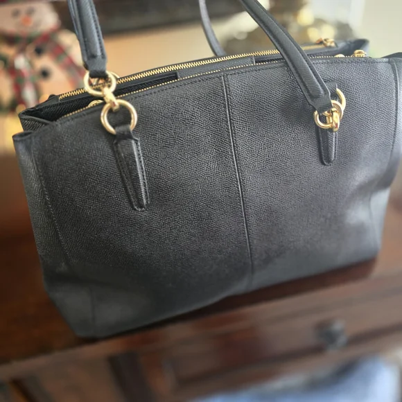 Coach Black Leather Tote Bag - Picture 4 of 11